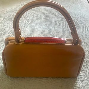 Vintage 1950’s Purse. Great condition. Simply Beautiful 🌹